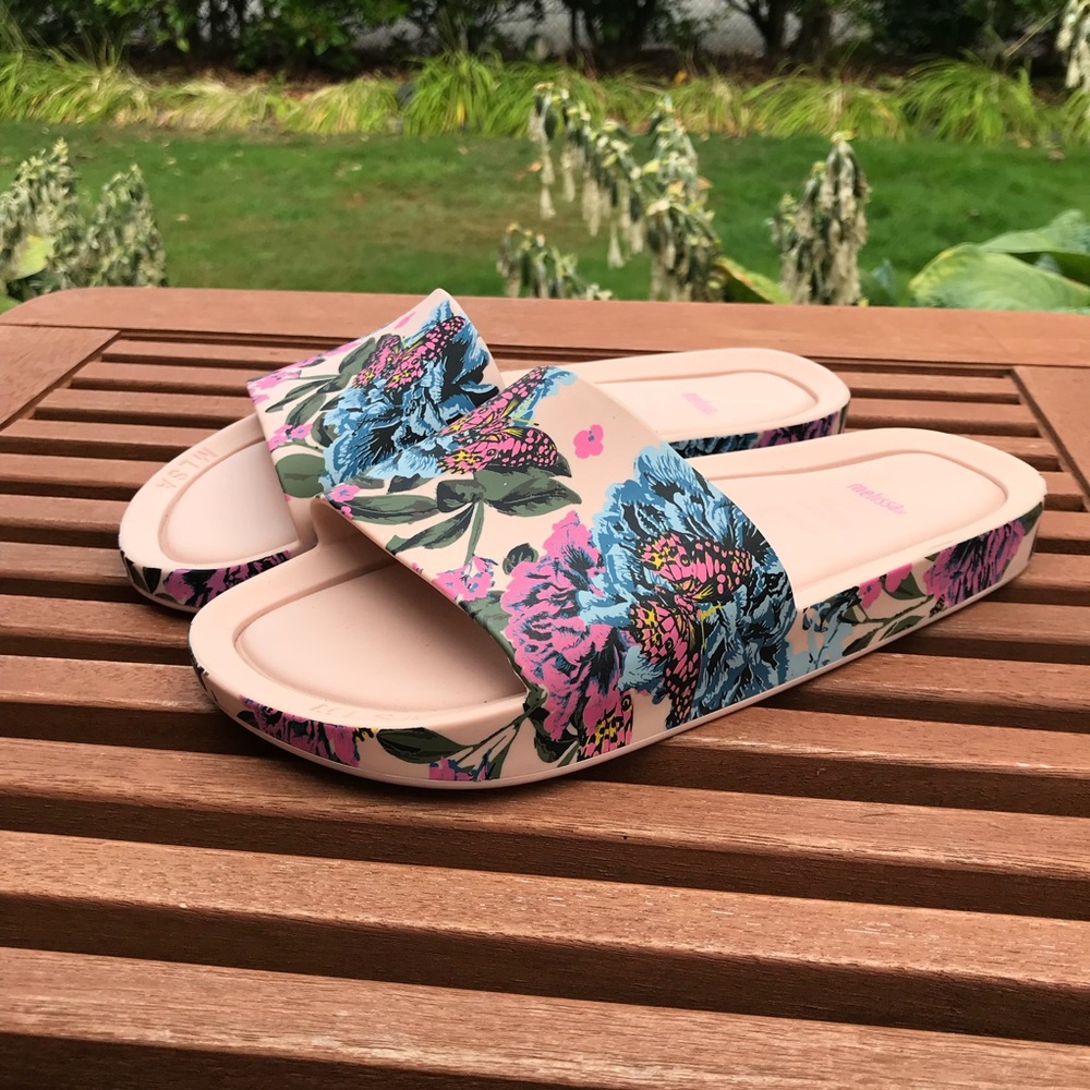 Melissa Beach Slide III NWT